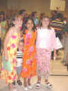 Kim's 5th Grade Graduation - Kim, Melissa, Cassaundra, Connor.JPG (153892 bytes)